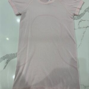 Lululemon Athletica Strawberry Milkshake Swiftly Tech